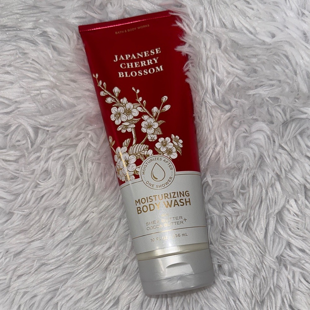 Bath & Body Works Japanese Cherry Blossom Moisturizing Body Wash 10oz Shea Cocoa